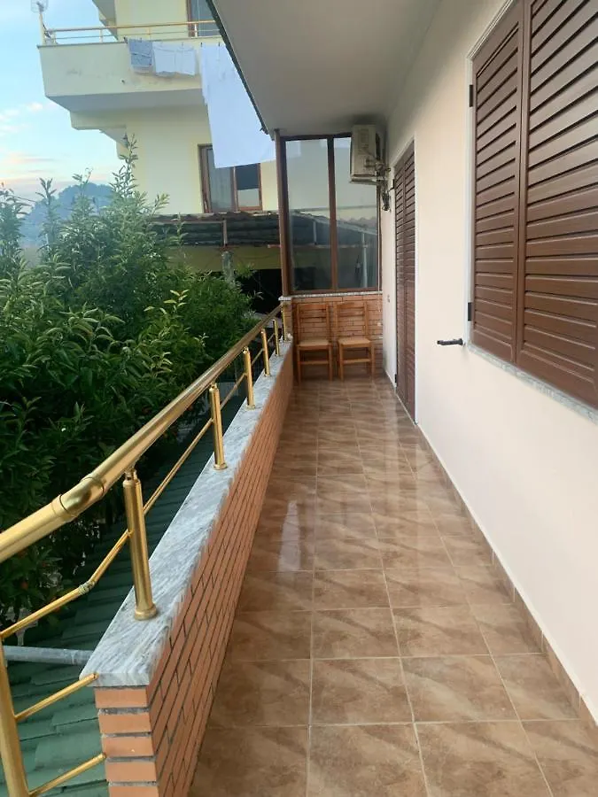 Сasa de vacaciones Vila Demaj! Free Parking Berat Albania